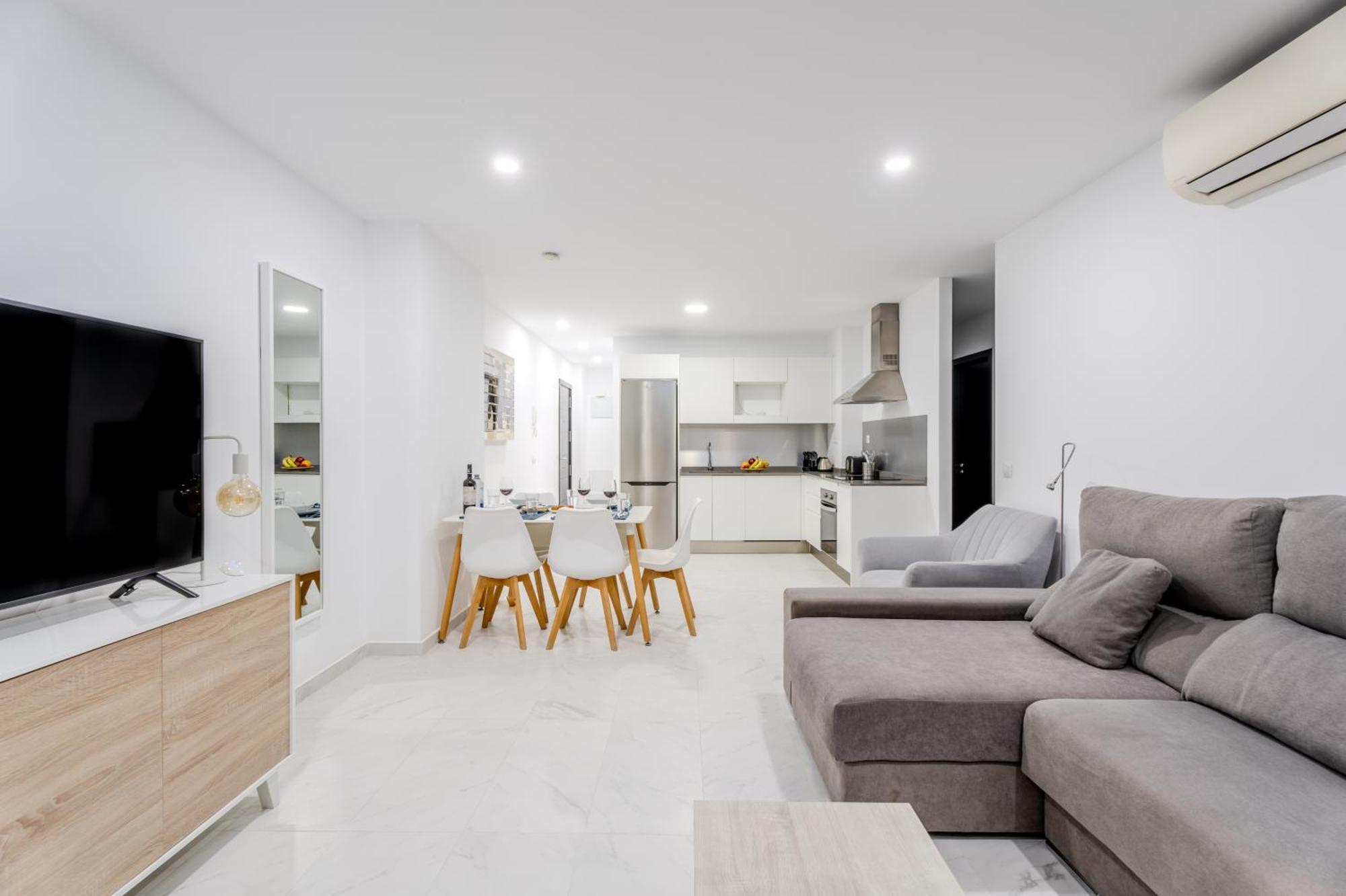 Obsidian Ocean Blue Apartament *