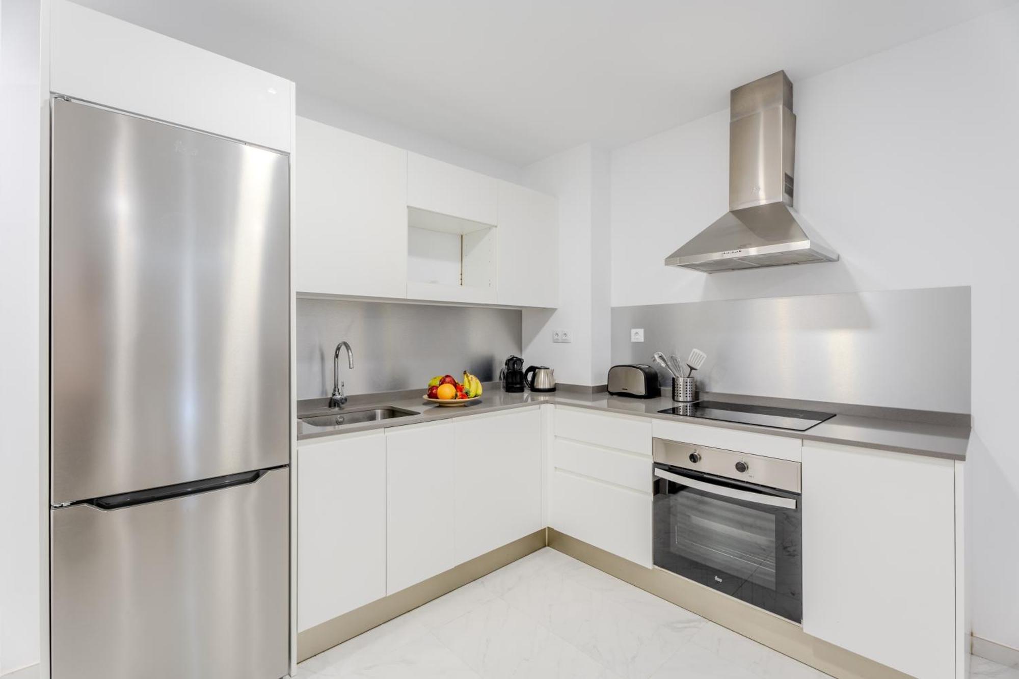Apartament Obsidian Ocean Blue Radazul