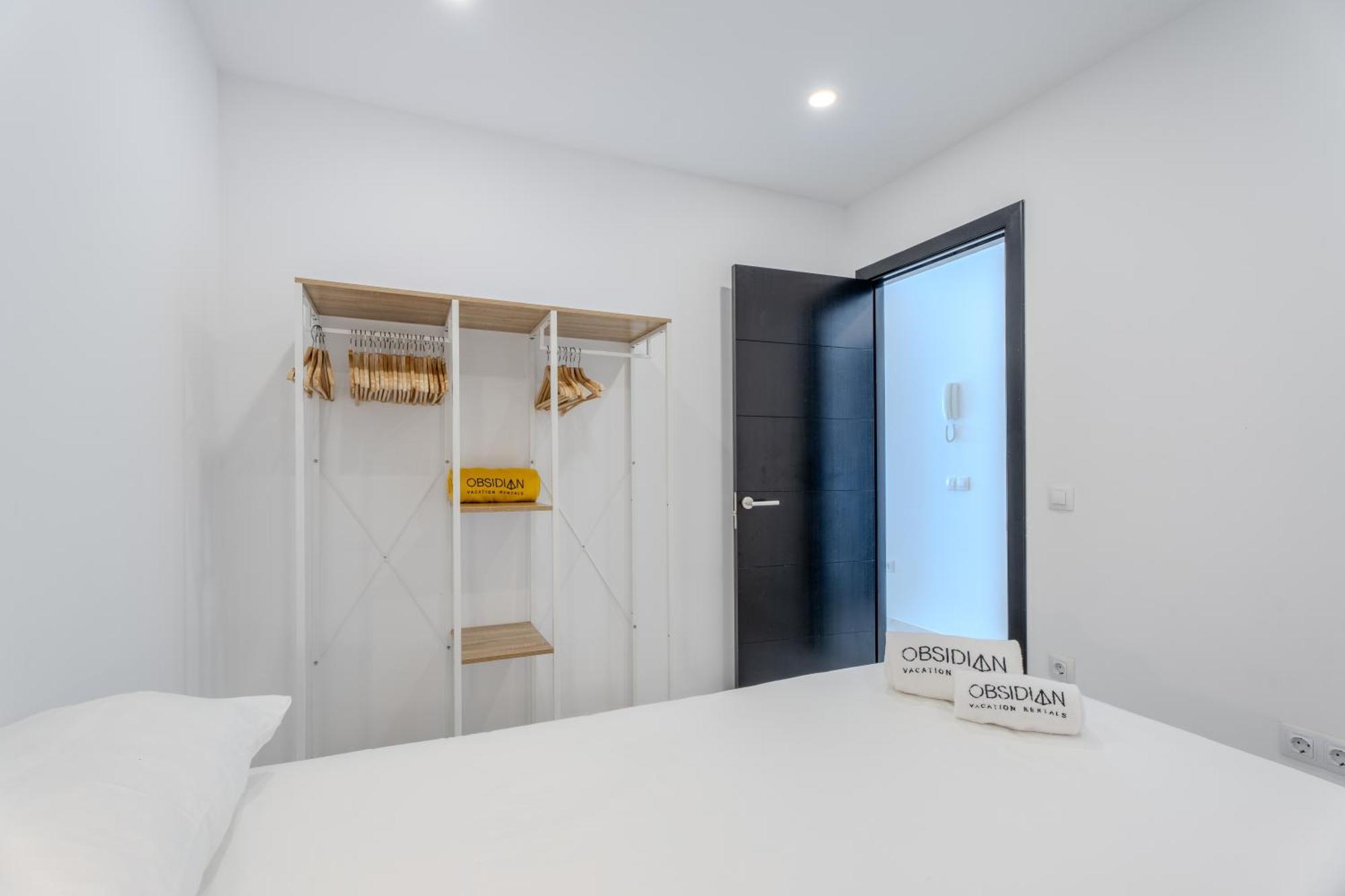 Apartament Obsidian Ocean Blue Radazul